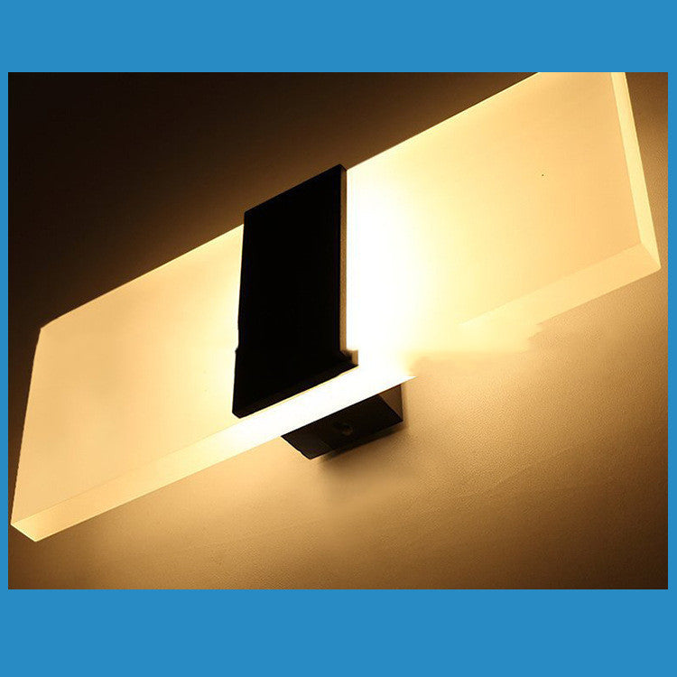 Indoor Sensing USB Rechargeable Wall Lamp